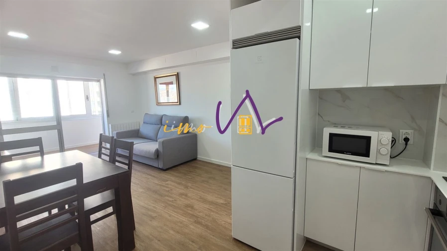 Apartamento T1 para Venda em Buarcos Foto 8