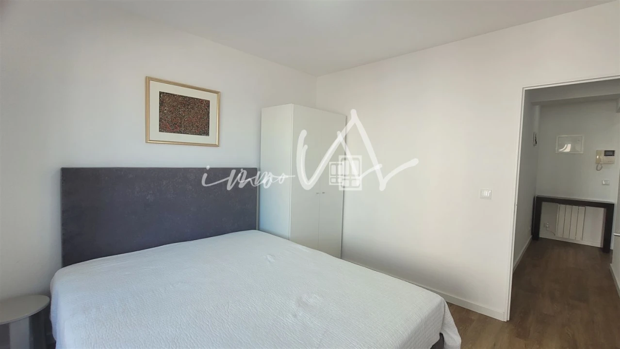 Apartamento T1 para Venda em Buarcos Foto 14