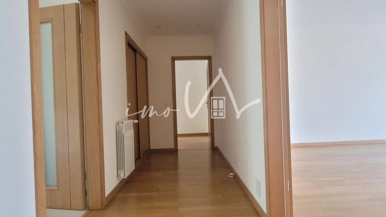 Apartamento T3 para Venda em Tavarede Foto 12