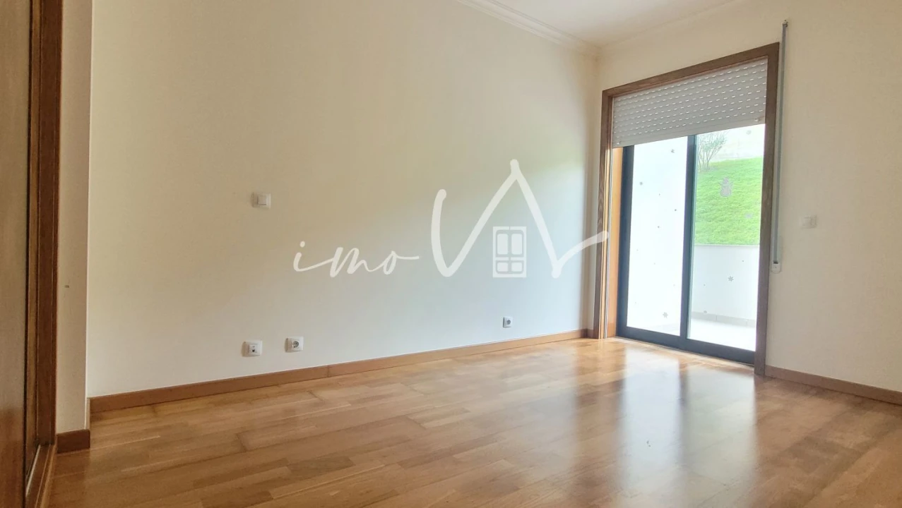 Apartamento T3 para Venda em Tavarede Foto 18