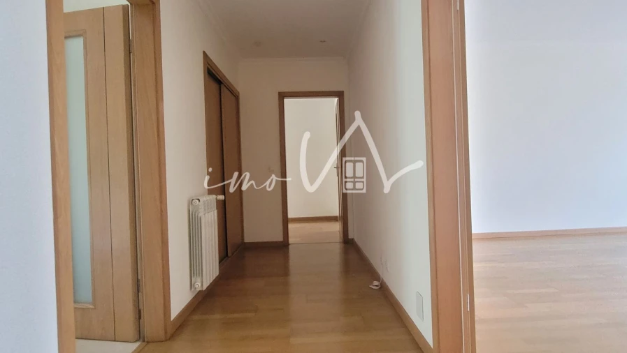 Apartamento T3 para Venda em Tavarede Foto 12