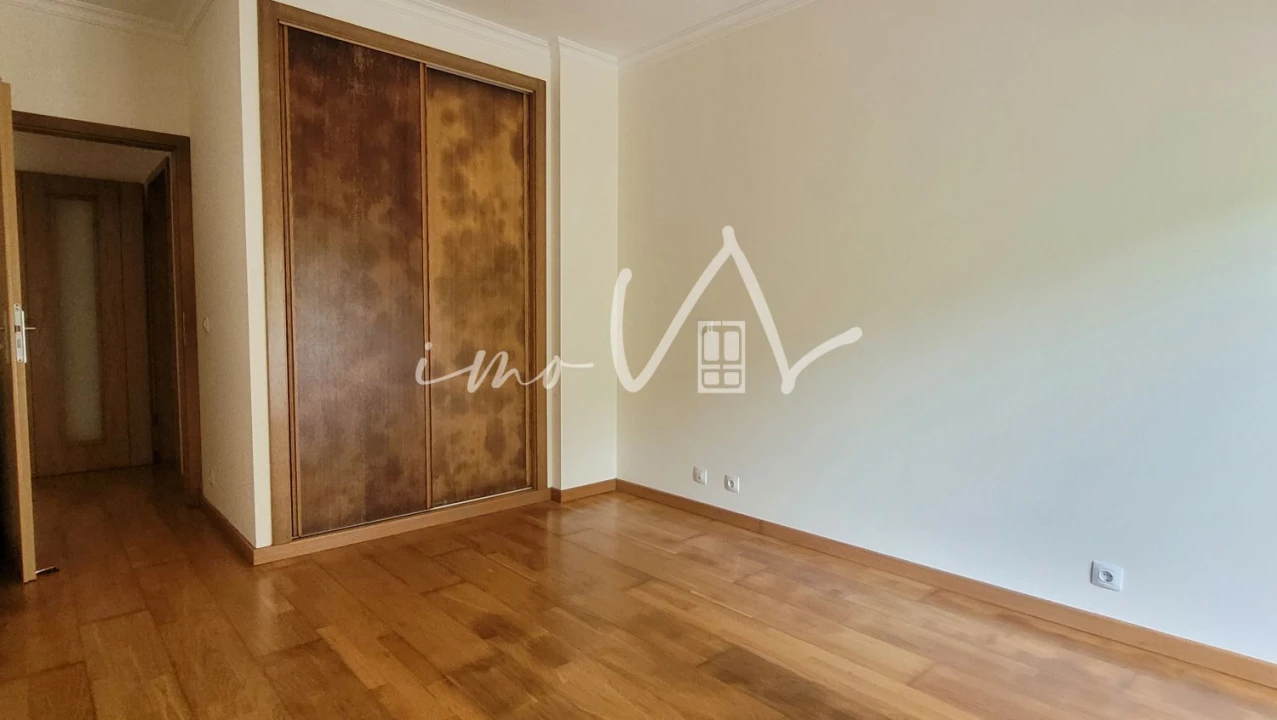 Apartamento T3 para Venda em Tavarede Foto 13