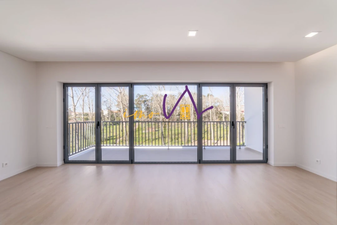 Moradia T4 para Venda em Tavarede Foto 16