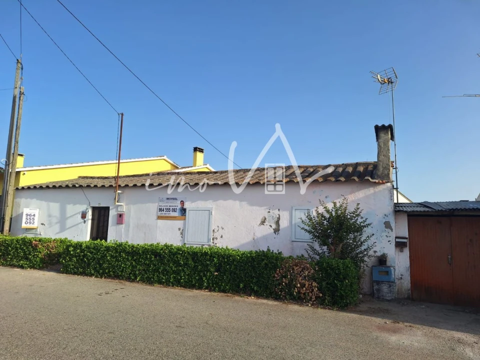 Moradia T3 para Venda em Marinha das Ondas Foto 2