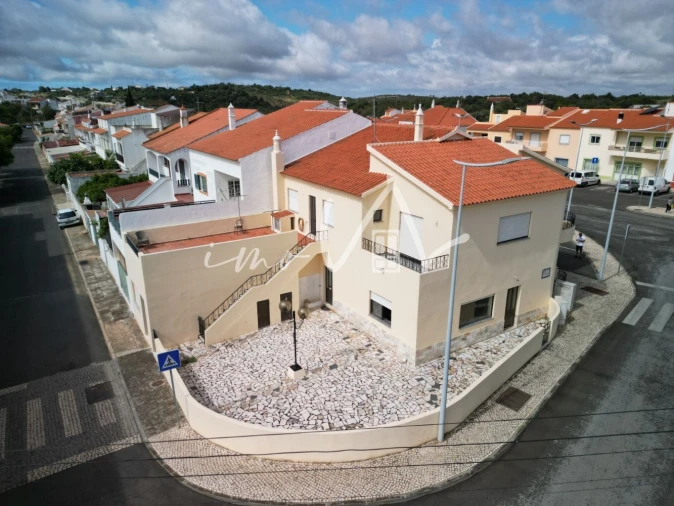 Moradia T3 para Venda em Silves Foto 2