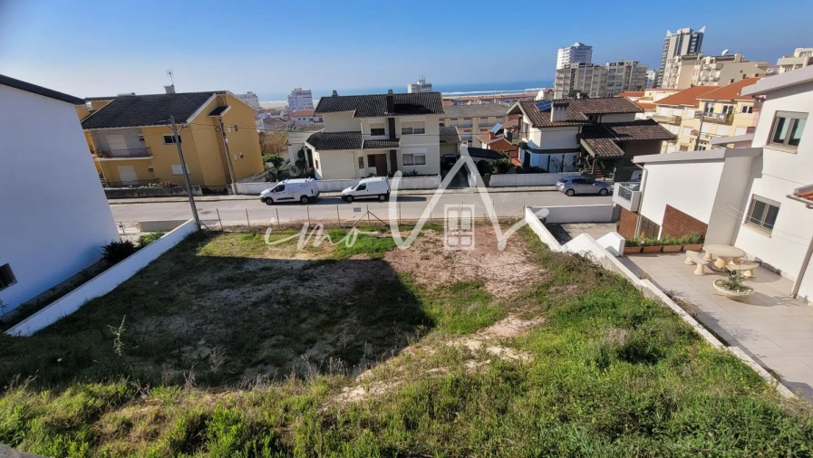 Terreno para Venda em Buarcos Foto 1