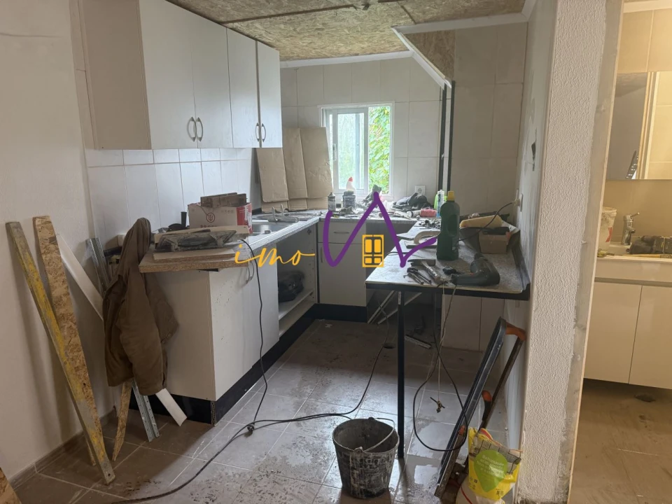 Moradia T1 para Venda em Tavarede Foto 6