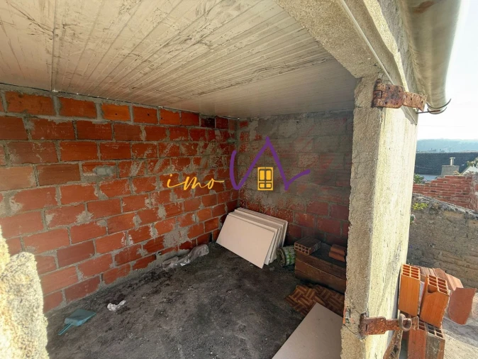 Moradia T1 para Venda em Tavarede Foto 11