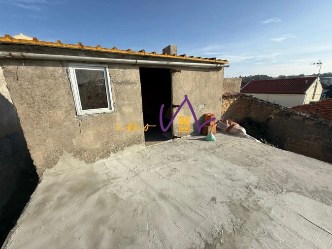 Moradia T1 para Venda em Tavarede Foto 10