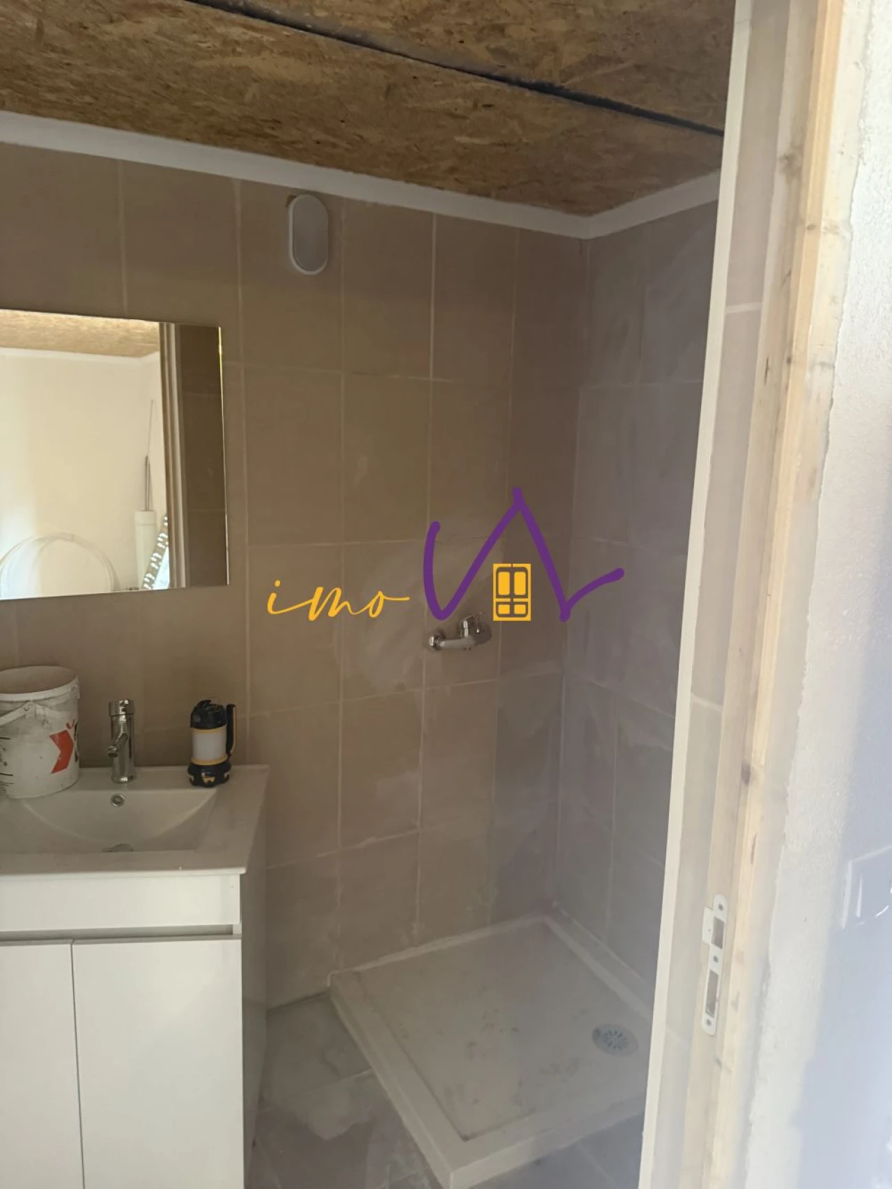 Moradia T1 para Venda em Tavarede Foto 9