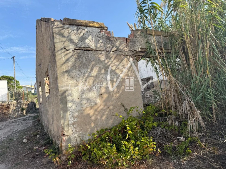 Moradia T1 para Venda em Tavarede Foto 3