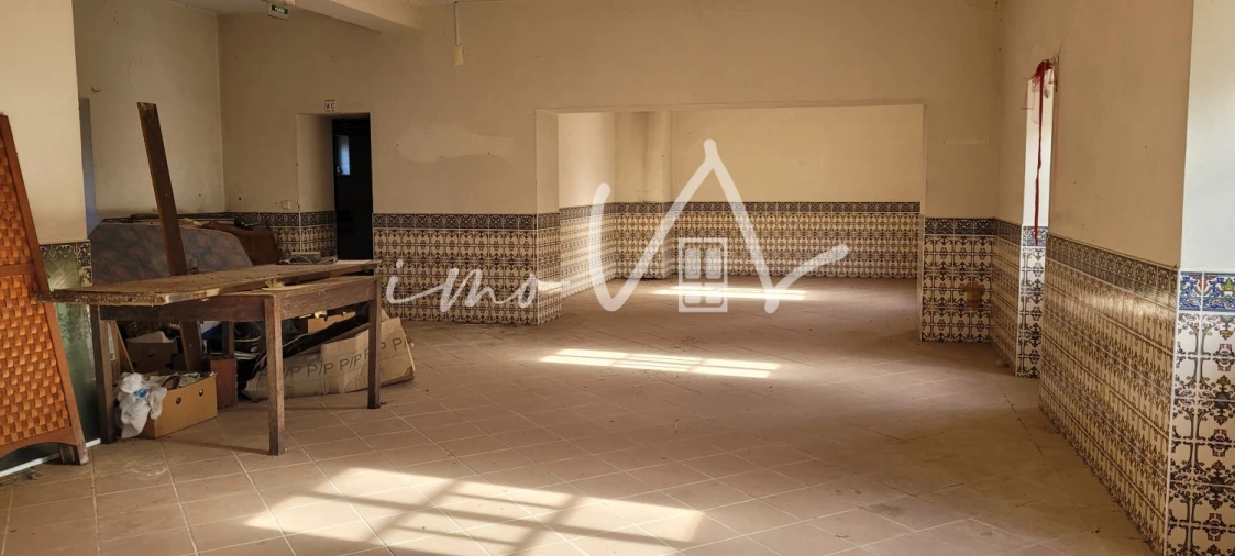 Loja para Venda em Aguda Foto 32