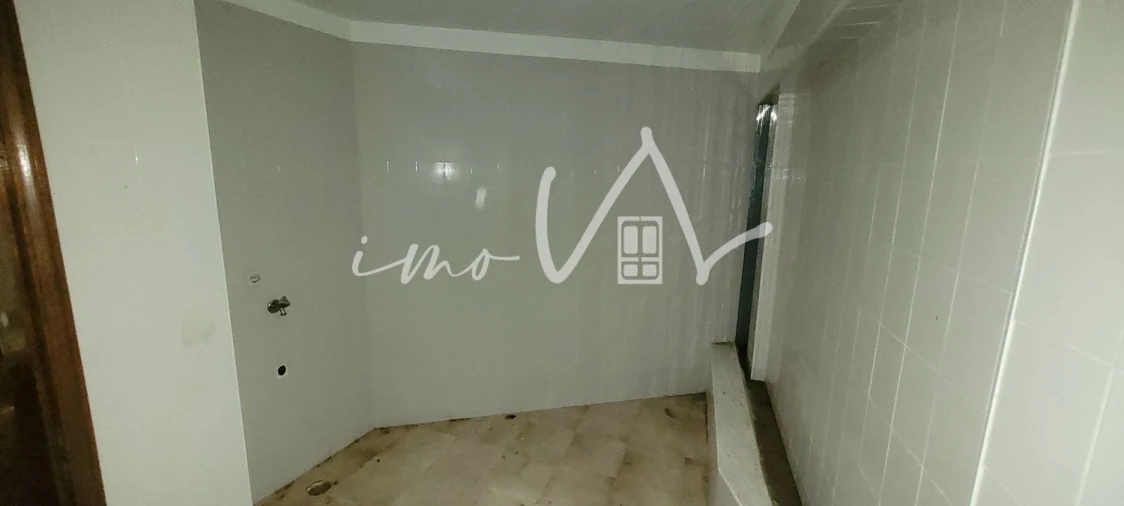 Loja para Venda em Aguda Foto 38