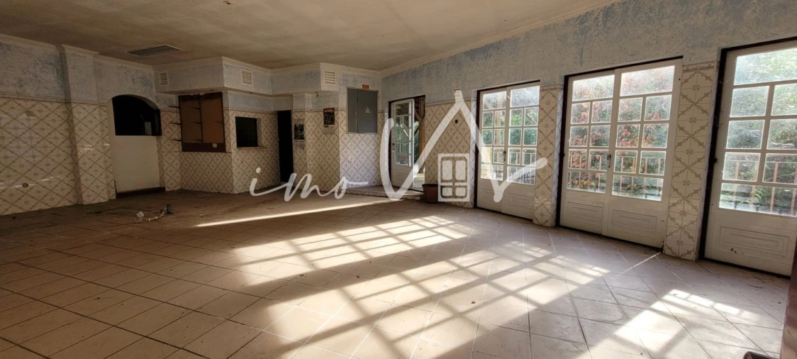 Loja para Venda em Aguda Foto 9