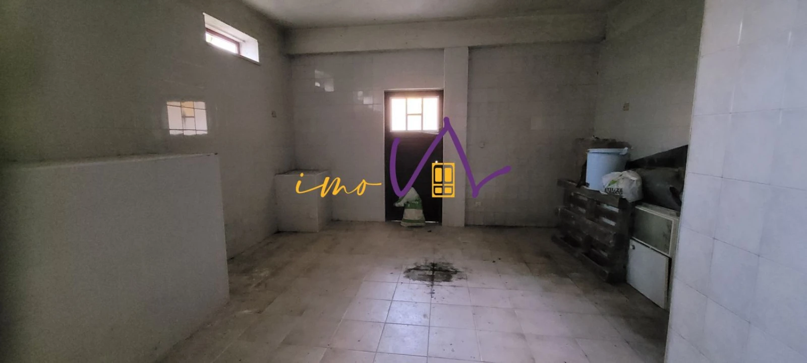 Loja para Venda em Aguda Foto 28