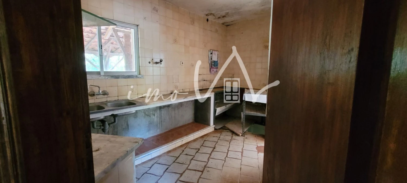 Loja para Venda em Aguda Foto 13