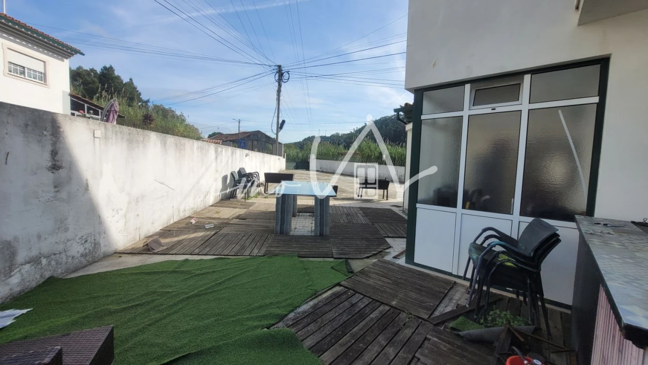 Moradia T3 para Venda em Tavarede Foto 25