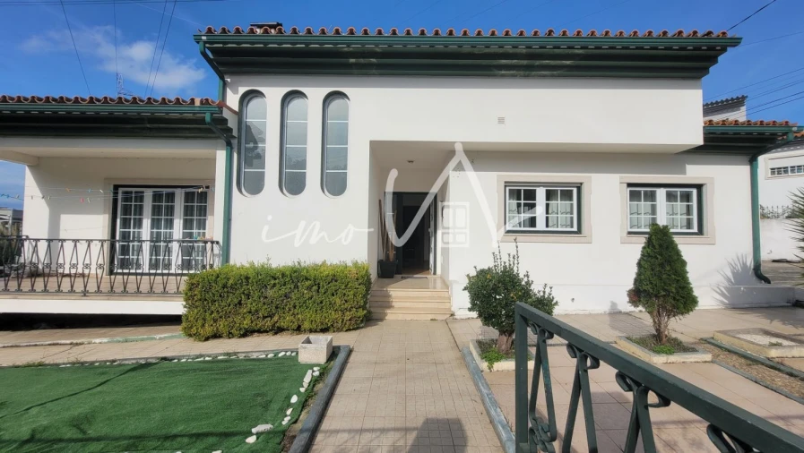 Moradia T3 para Venda em Tavarede Foto 2