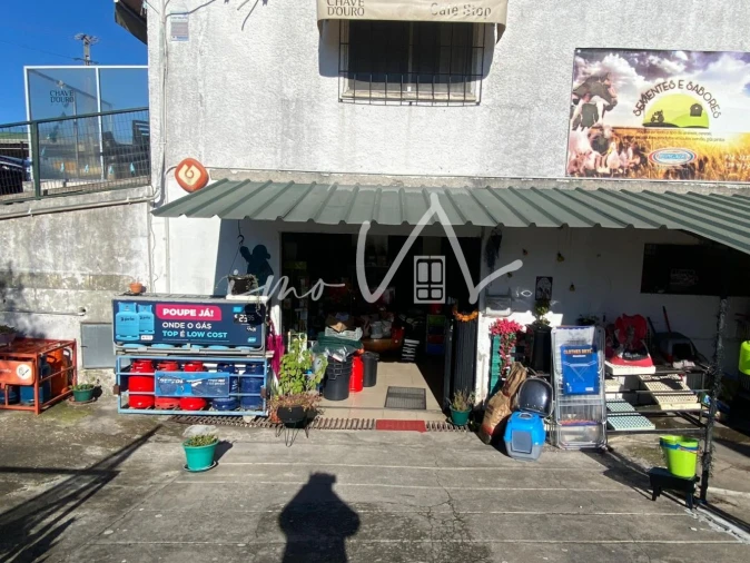 Loja para Trespasse em Souselas e Botão Foto 3