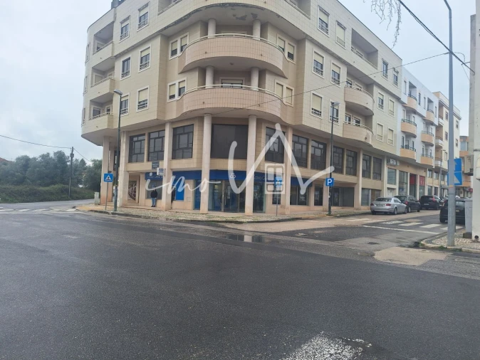 Loja para Venda em Benedita Foto 2