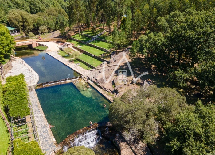 Moradia T1 para Venda em Castanheira de Pêra e Coentral Foto 16