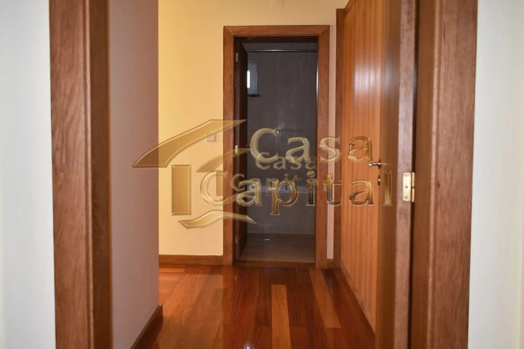 Apartamento T4 para Venda em Mateus Foto 17