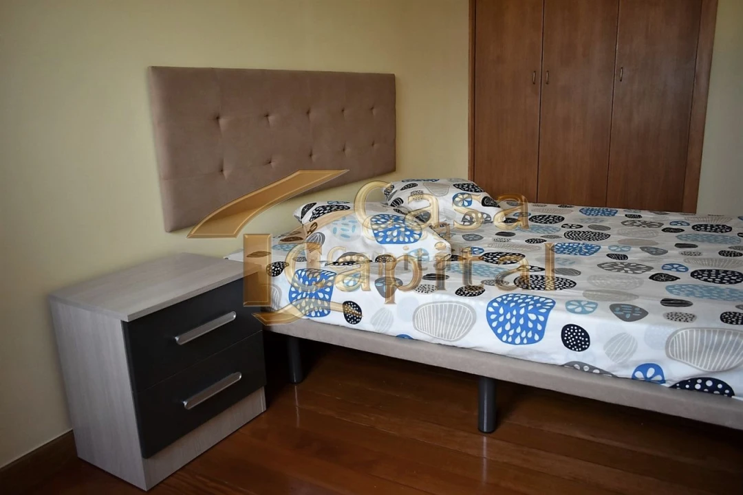 Apartamento T4 para Venda em Mateus Foto 13