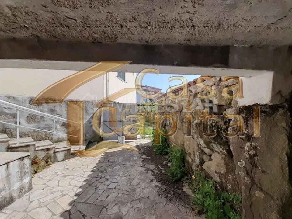 Moradia T1 para Venda em Carva e Vilares Foto 8