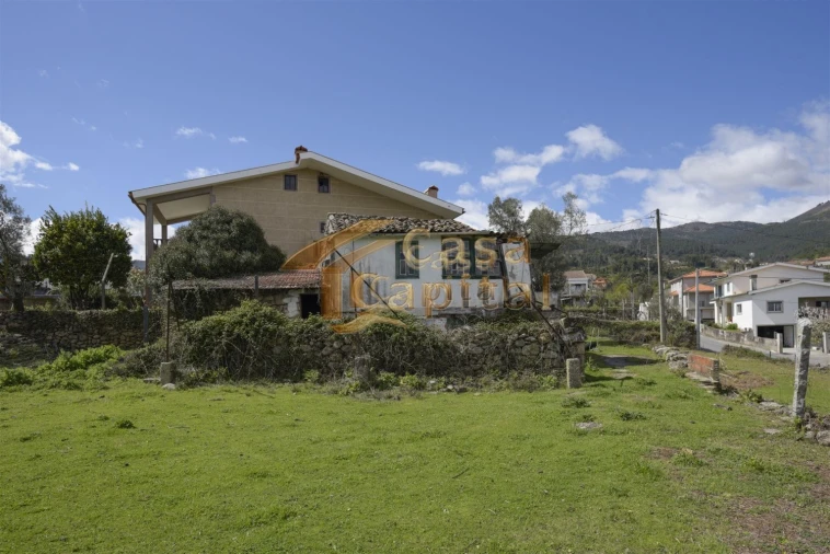 Terreno para Venda em Lordelo Foto 12