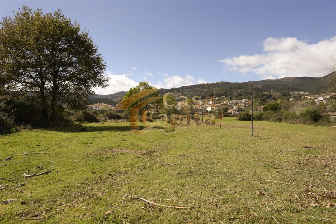 Terreno para Venda em Lordelo Foto 7