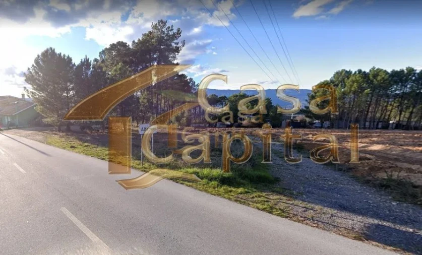 Terreno para Venda em Mouçós e Lamares Foto 1
