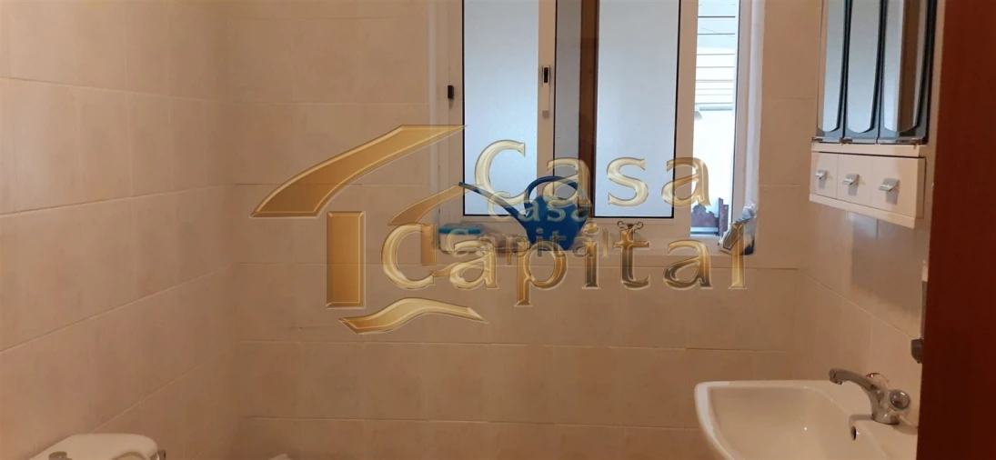 Loja para Arrendamento em Constantim e Vale de Nogueiras Foto 6