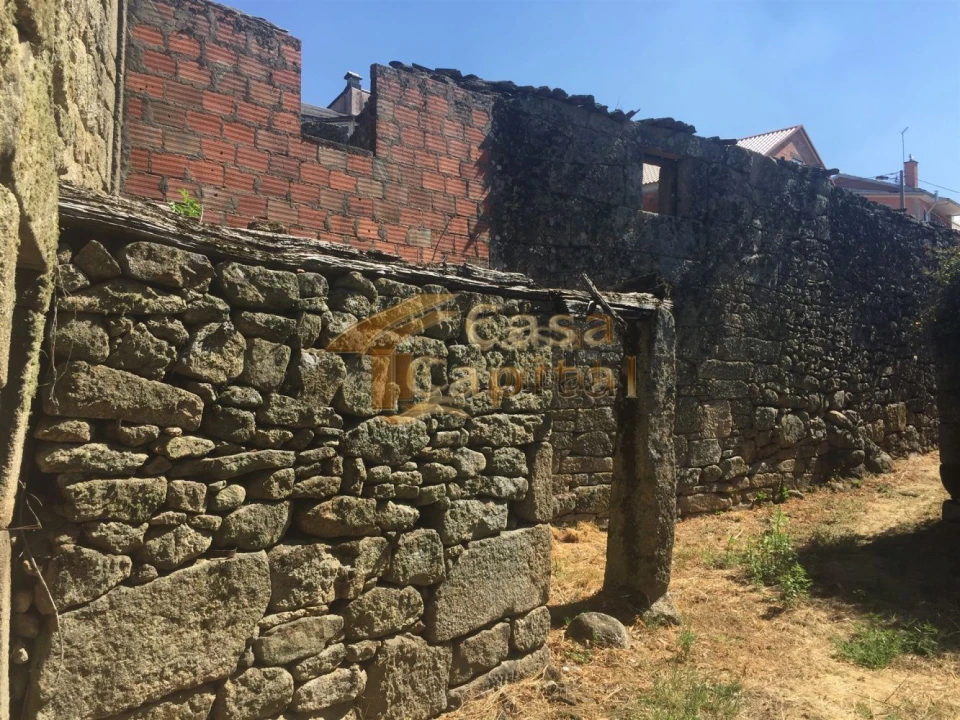 Moradia T3 para Venda em Mouçós e Lamares Foto 15