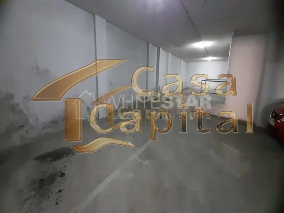 Garagem para Venda em Nossa Senhora da Conceição, São Pedro e São Dinis Foto 4