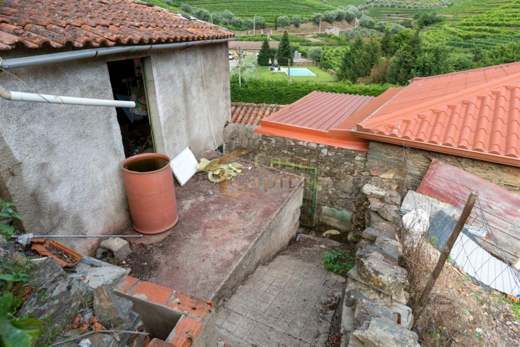 Moradia T3 para Venda em Abaças Foto 20