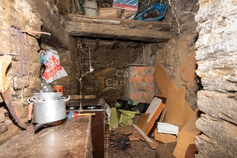 Moradia T3 para Venda em Abaças Foto 10