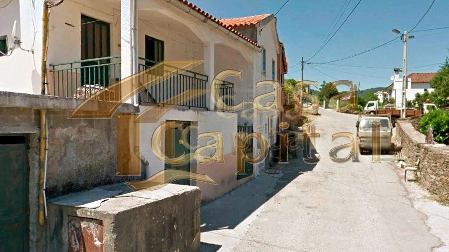 Moradia T3 para Venda em Abaças