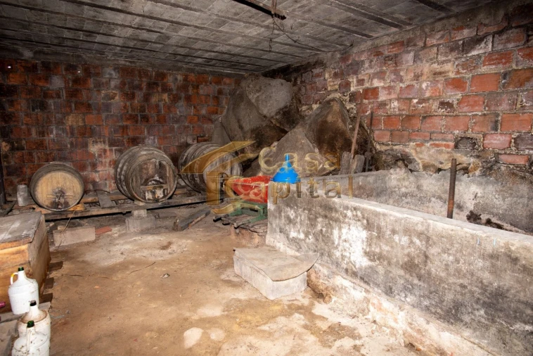 Moradia T2 para Venda em Mondrões Foto 9