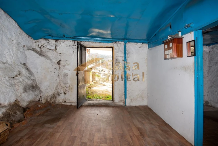 Moradia T2 para Venda em Mondrões Foto 8