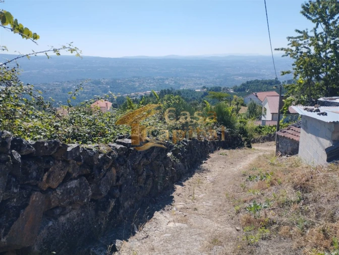 Terreno para Venda em Adoufe e Vilarinho de Samardã Foto 3