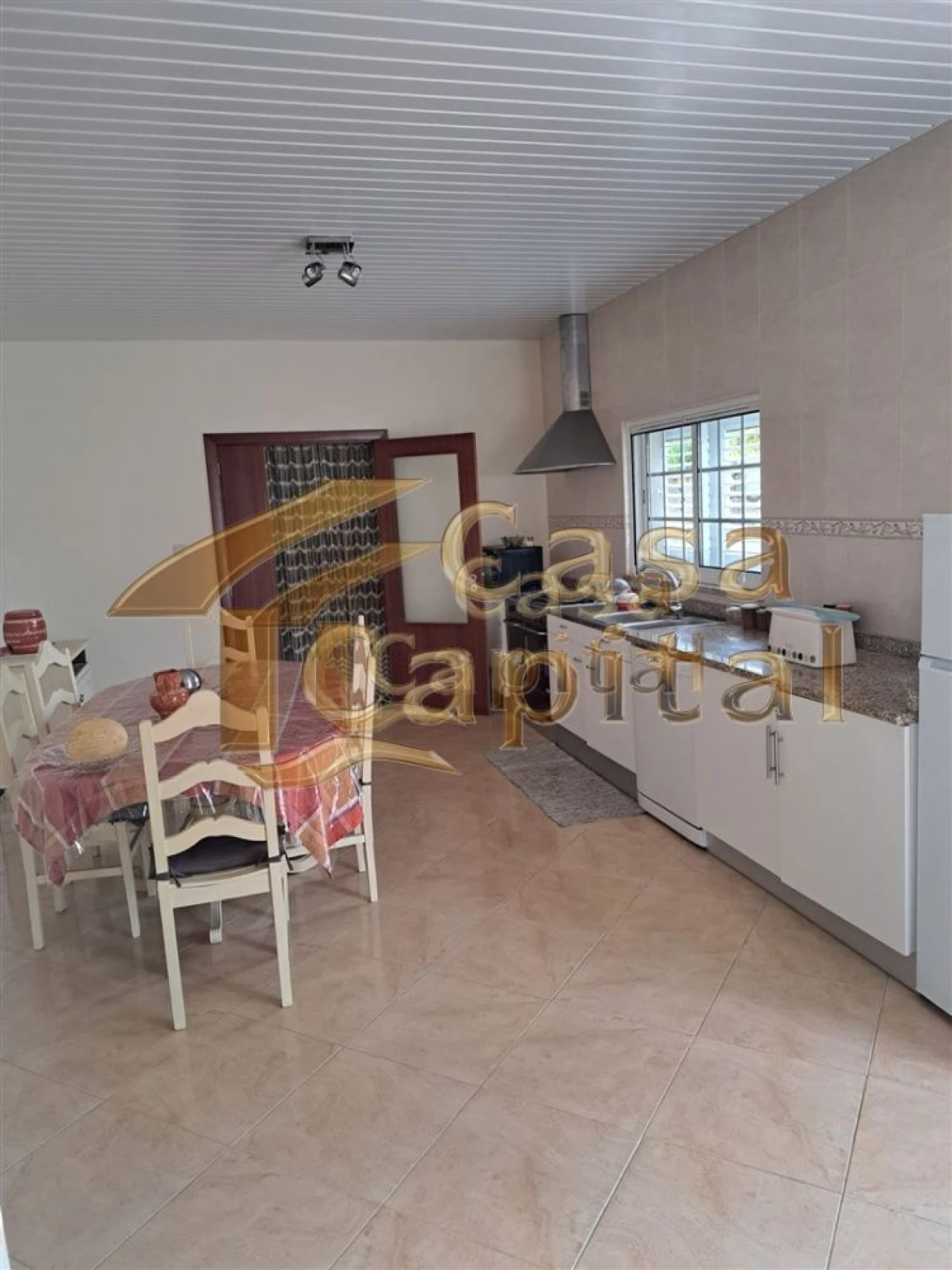 Moradia T3 para Venda em Abaças Foto 5