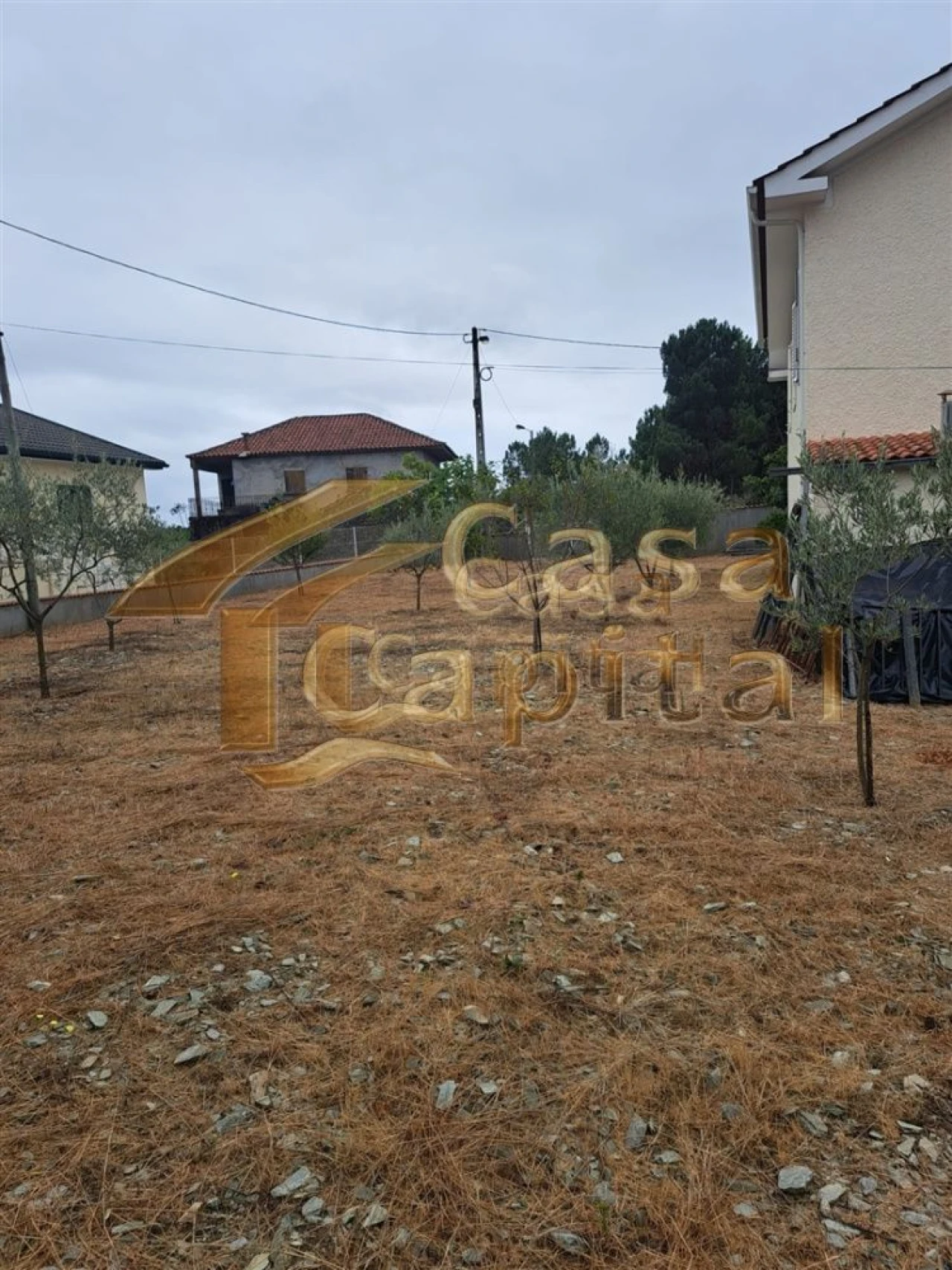 Moradia T3 para Venda em Abaças Foto 22