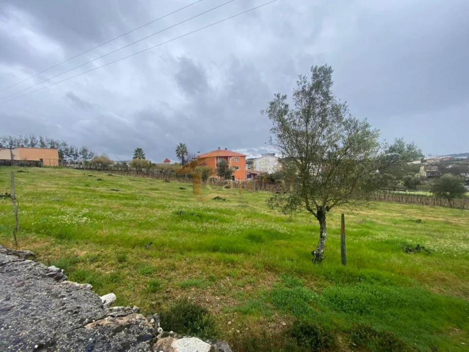 Terreno para Venda em Constantim e Vale de Nogueiras Foto 5