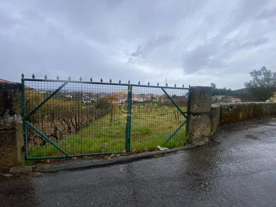 Terreno para Venda em Constantim e Vale de Nogueiras Foto 4