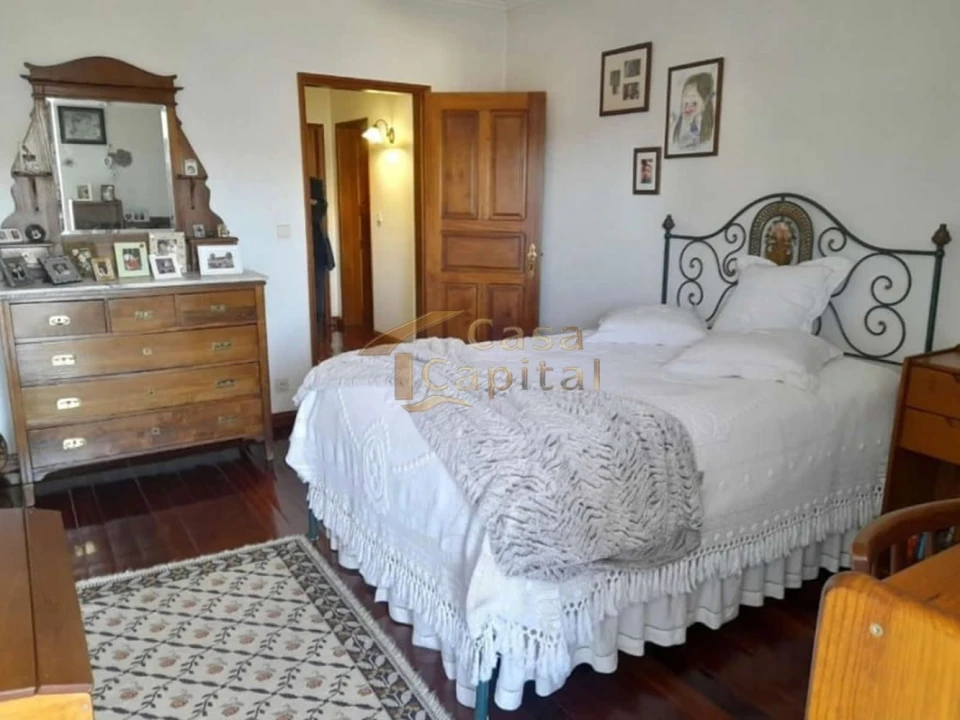 Moradia T5 para Venda em Lordelo Foto 28