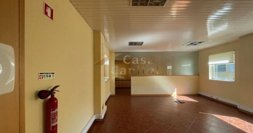 Loja para Venda em Peso da Régua e Godim Foto 6