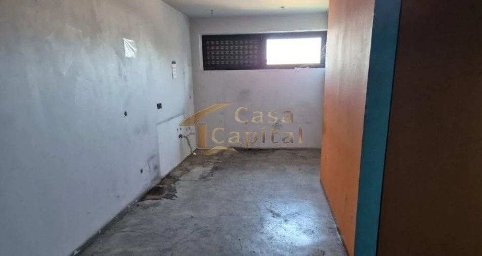 Loja para Venda em Constantim e Vale de Nogueiras Foto 21