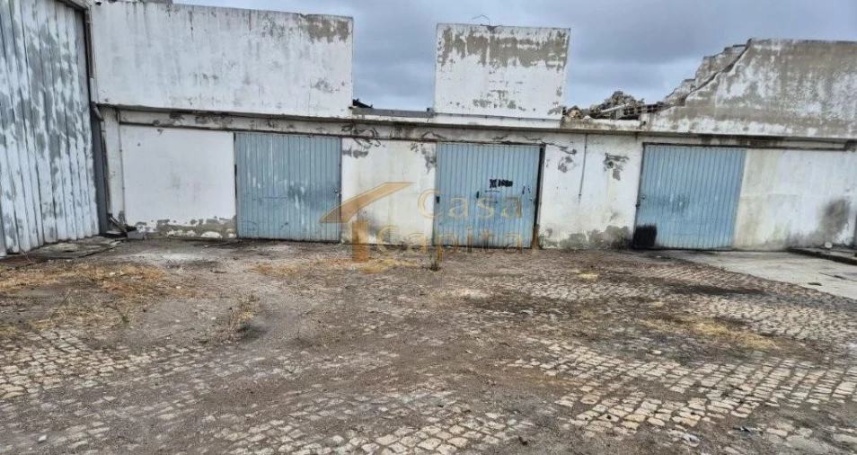 Loja para Venda em Constantim e Vale de Nogueiras Foto 29