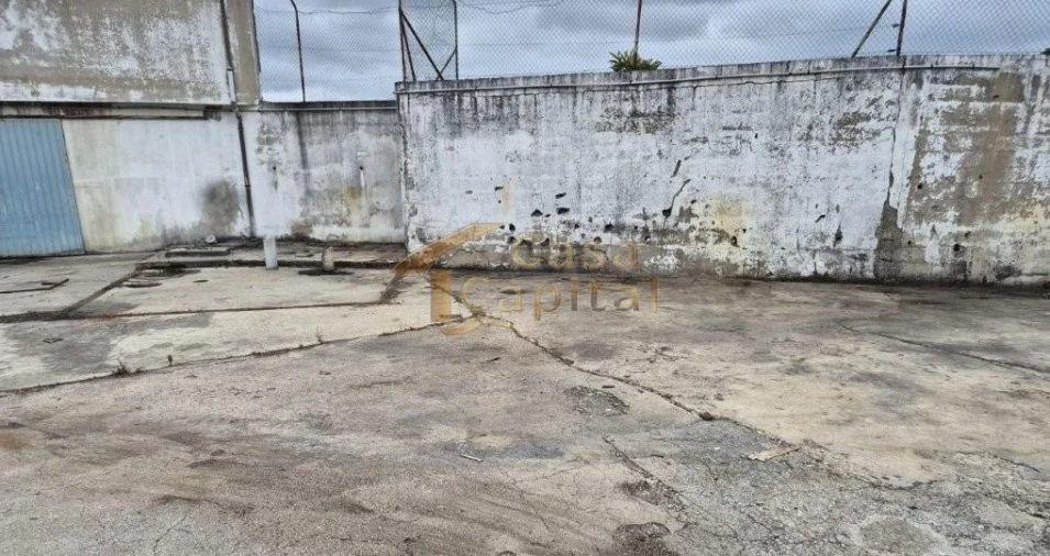 Loja para Venda em Constantim e Vale de Nogueiras Foto 28