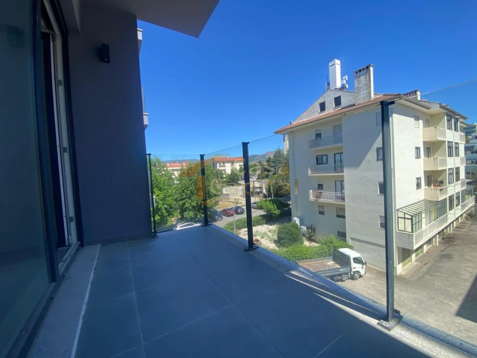 Apartamento T1 para Venda em Mateus Foto 7